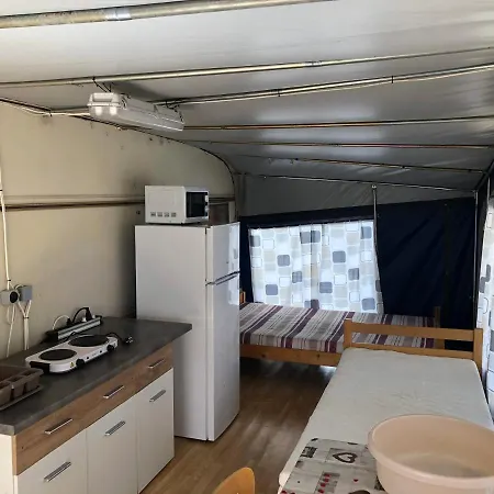 Luxusní stan Happy Caravans-with Air Conditioner Privlaka (Zadar)
