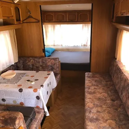 Happy Caravans-with Air Conditioner Luxusní stan