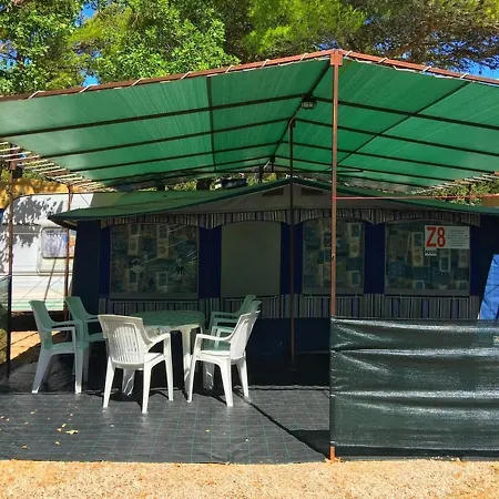 Happy Caravans-with Air Conditioner Luxury tent Privlaka (Zadar)