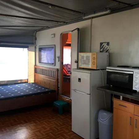 Luxury tent Happy Caravans-with Air Conditioner