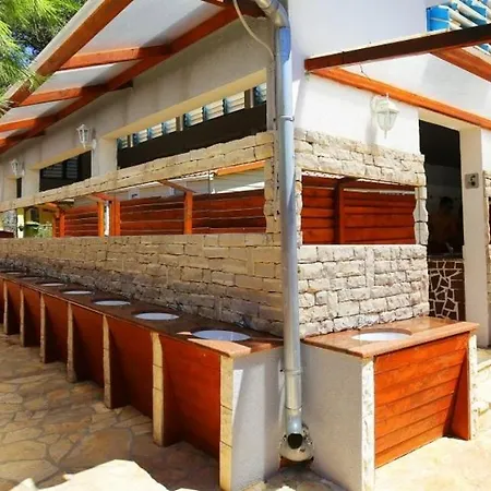 Happy Caravans-with Air Conditioner Luxury tent Privlaka (Zadar)