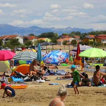 Happy Caravans-with Air Conditioner * Privlaka (Zadar)