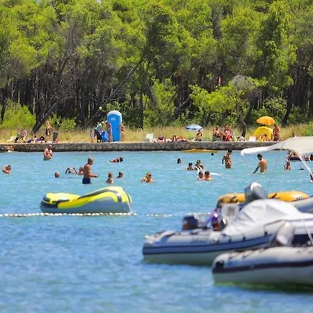 Happy Caravans-with Air Conditioner Privlaka (Zadar)